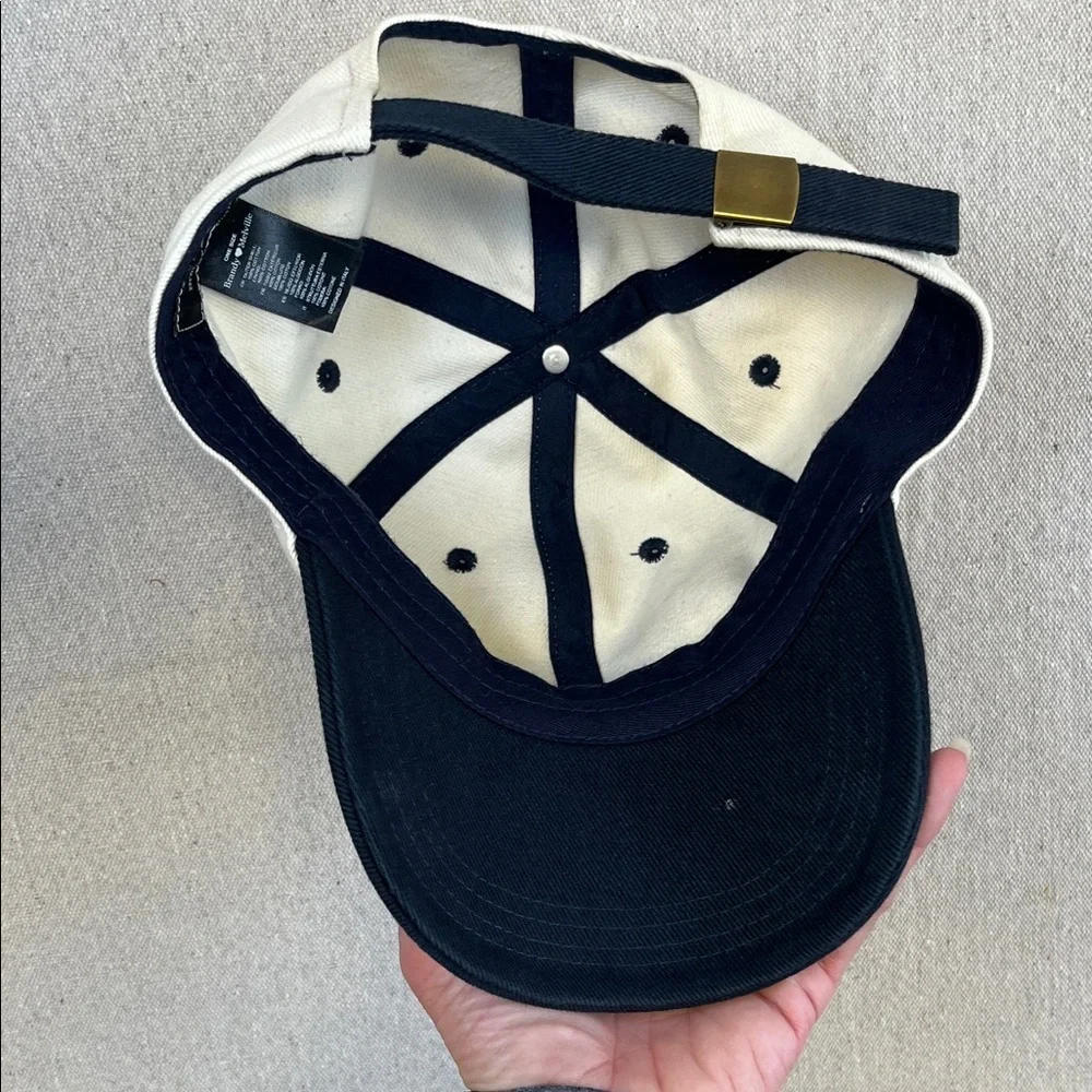 Brandy Melville Black and White Cap